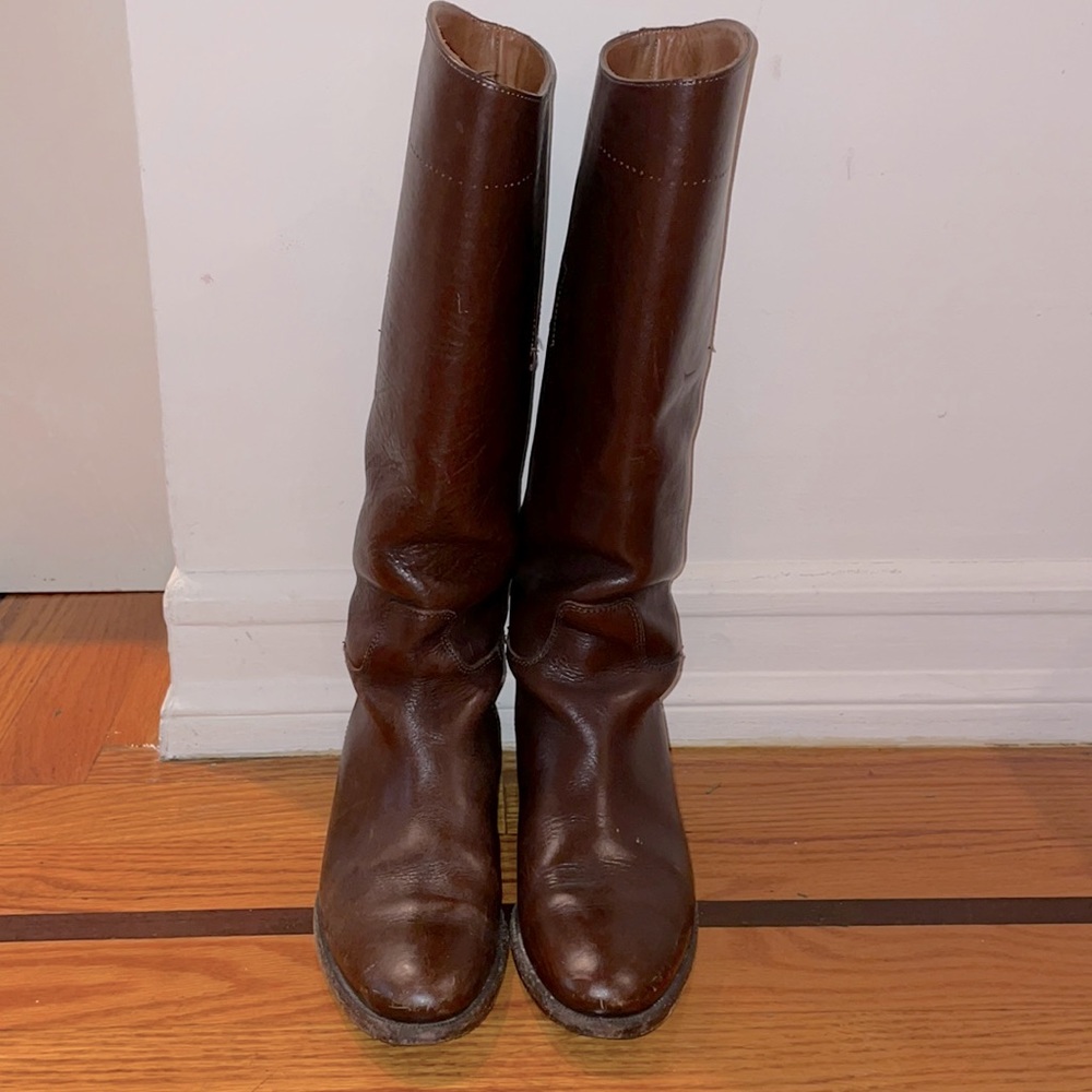 Burberry Brown leather Riding boots (rare)